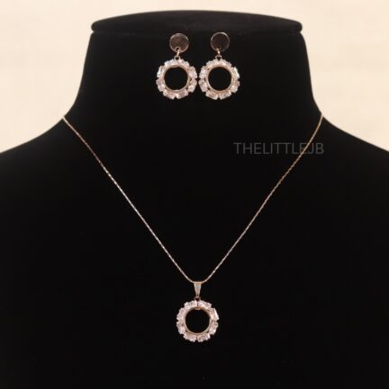 Baguette Studded Round Pendant Set
