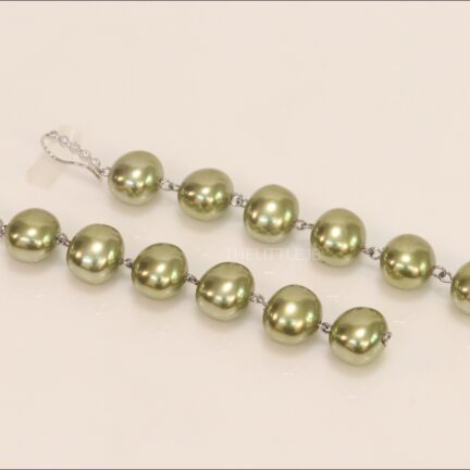 Leaf Green Shell Pearl Danglers