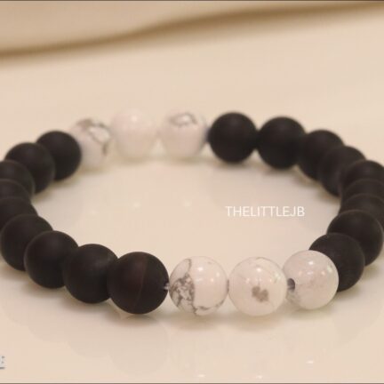 b4 Black Onyx & Howlite Beads Bracelet - Matt FinishHowlite & Black Onyx Beads Bracelet - Matt Finish