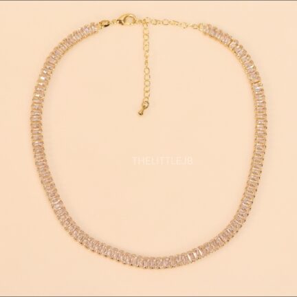 vz2 White cz baguettes neckline
