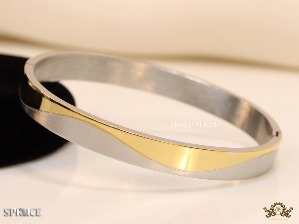 Oval dual finish bracelet with platinum and gold plating - Image 2