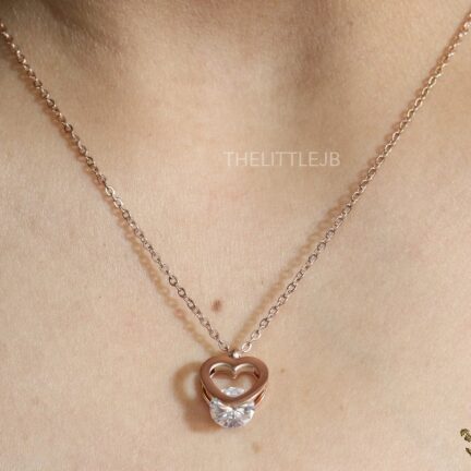 Rose gold heart necklace with cz