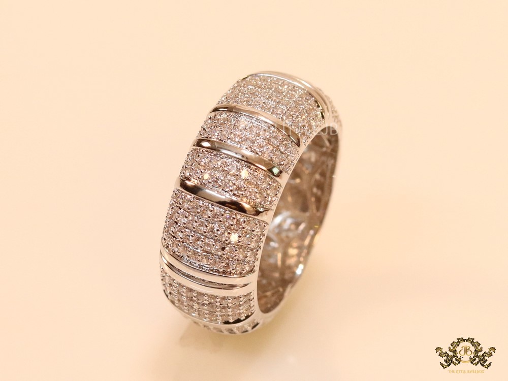 Platinum plated 10mm broad cz band - Image 2