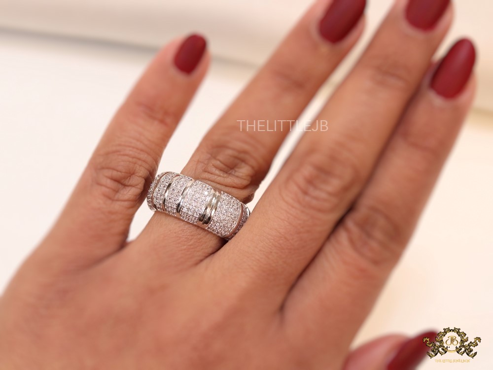 Platinum plated 10mm broad cz band - Image 3