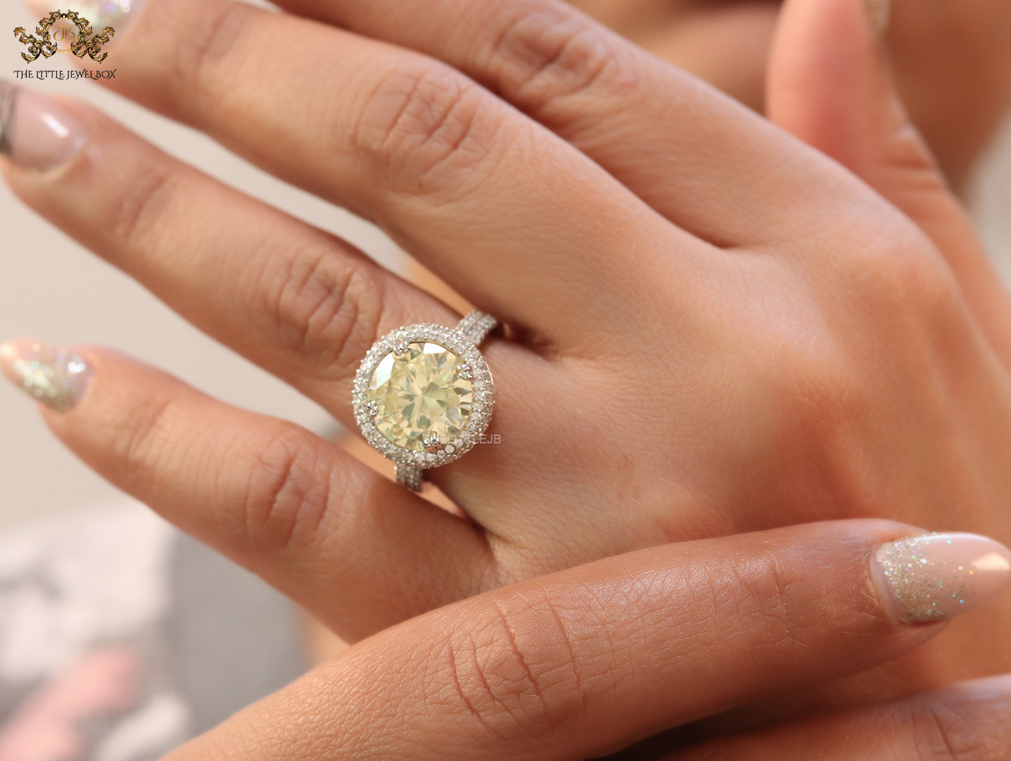 Round topaz yellow stone ring in platinum and cz