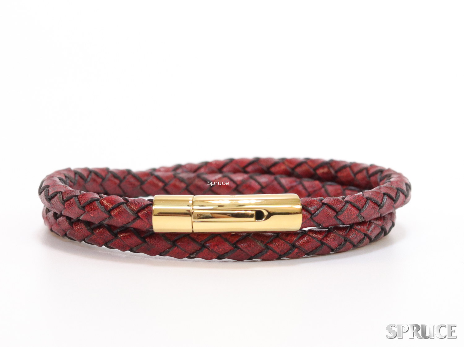 Two layered red leather bracelet with golden clasp