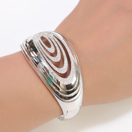 b21 Designer platinum bracelet with cz