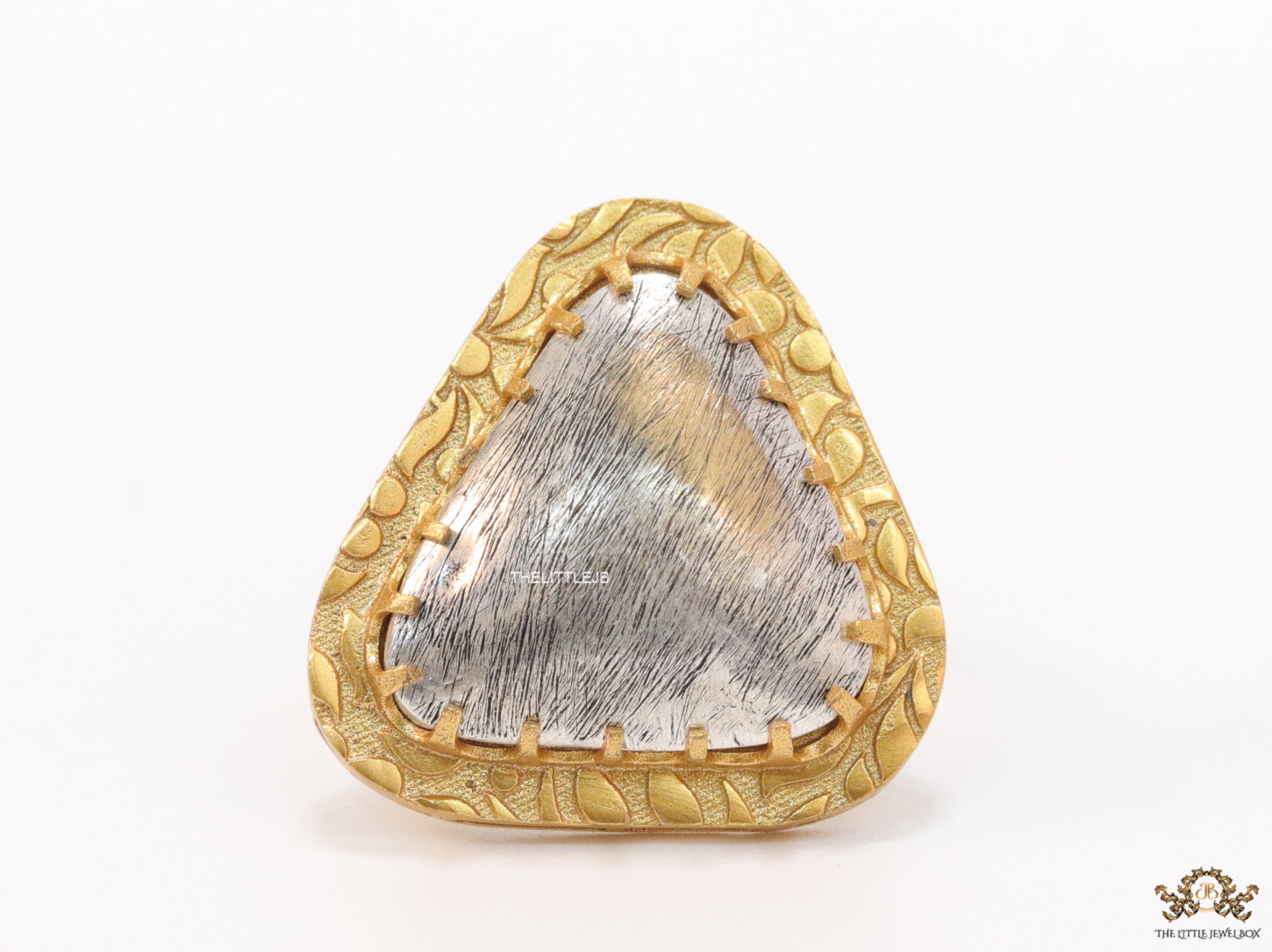 Matte finish gold and silver plated open ring in triangle shape - Image 4