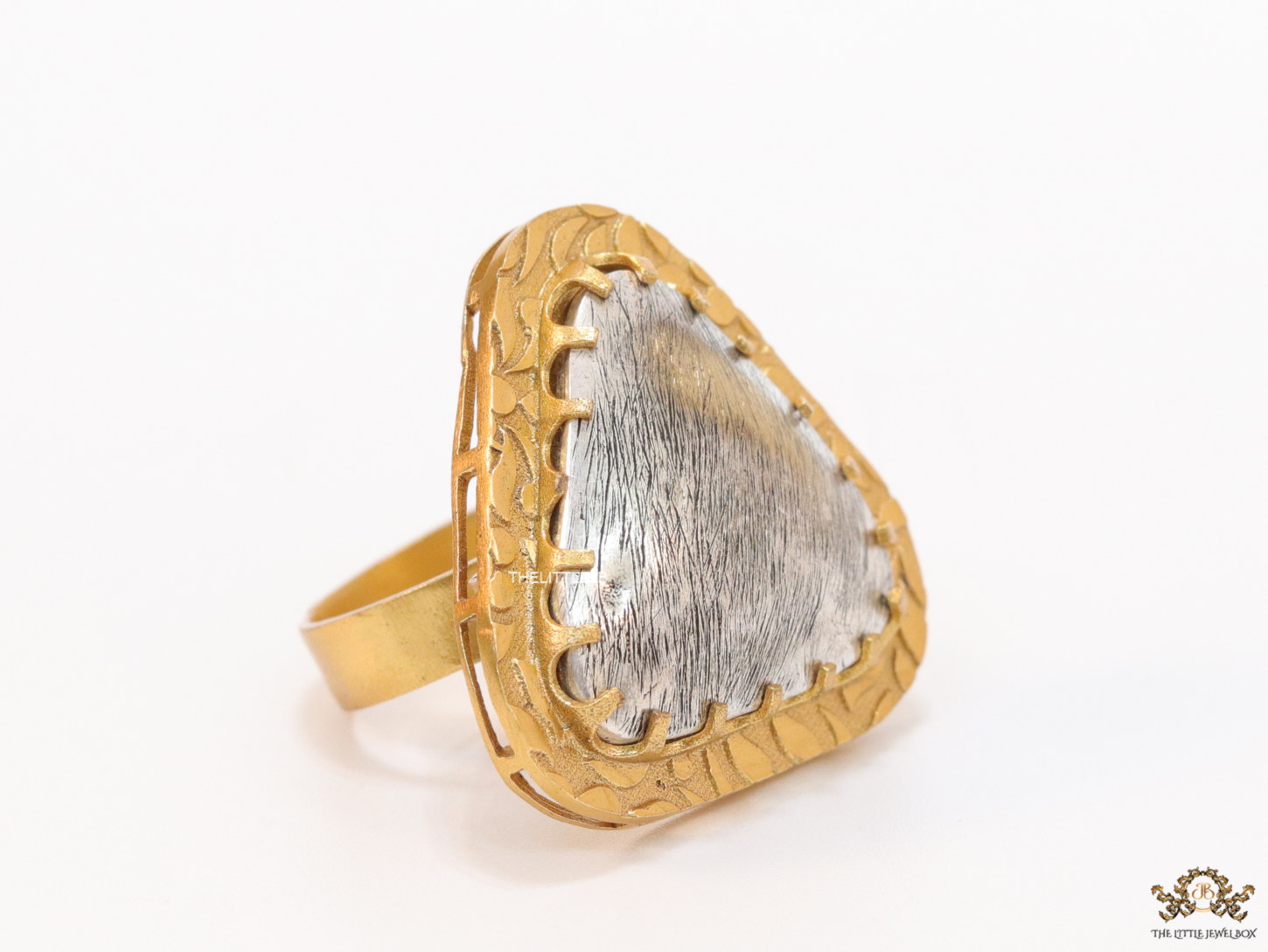 Matte finish gold and silver plated open ring in triangle shape - Image 3