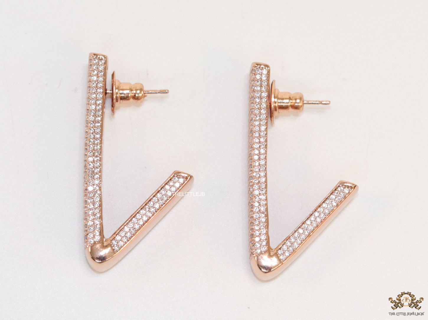 Rectangular bent screw back cz earrings in rose gold finish - Image 3