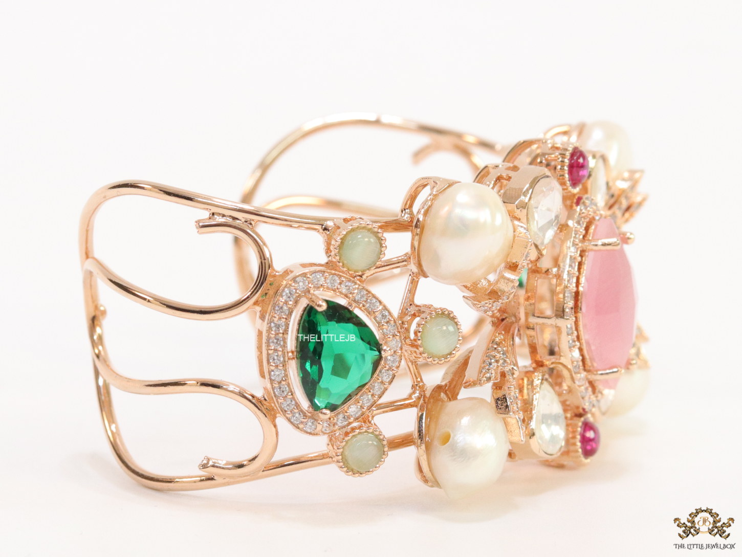 Exclusive pearl and cz bracelet in platinum finish with sapphire blue and soft grey stones - Image 4