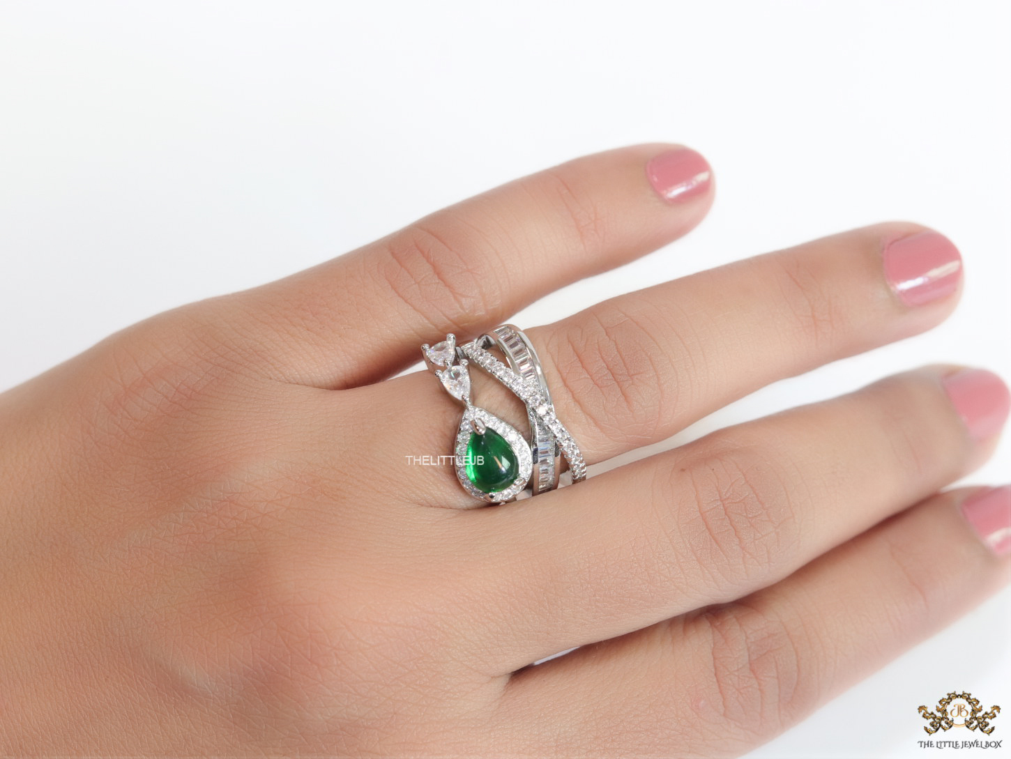 Multi layer silver plated band adjustable ring and emerald green stone