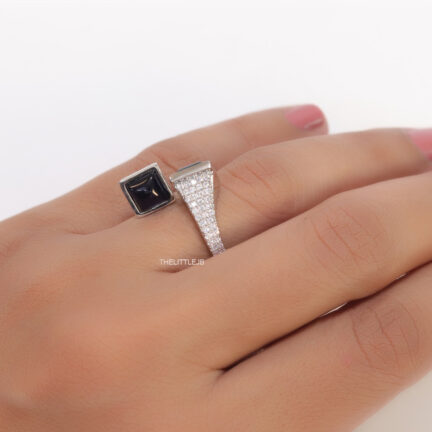 r41 Top open silver plated ring with cz stones and blue stone