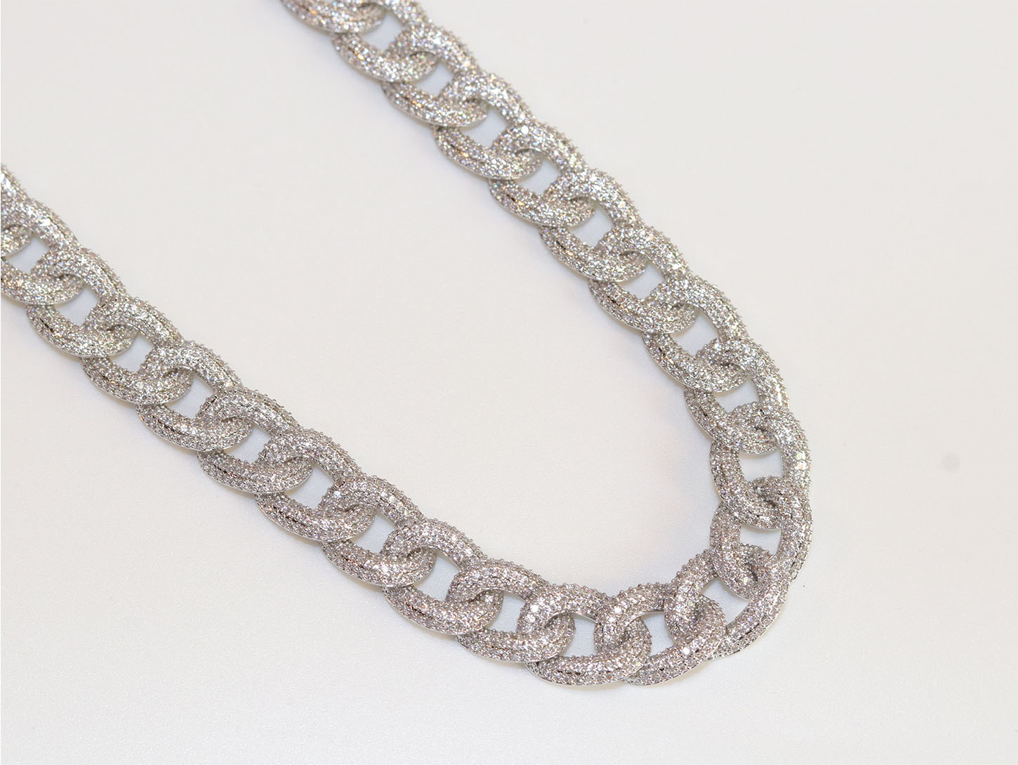 Oval platinum link chain - Image 3