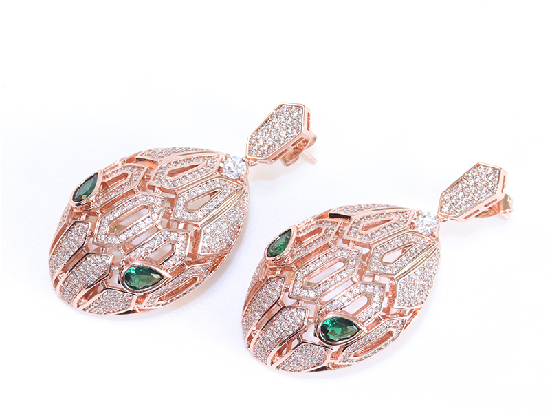 Rose Gold Snake Diamond Earrings at Rs 13,802 / Pair in Jaipur | KOSH