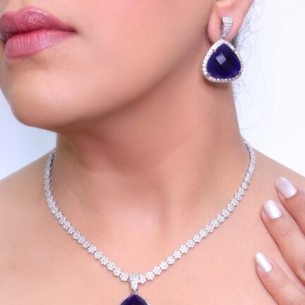 Sapphire pendant and earrings set