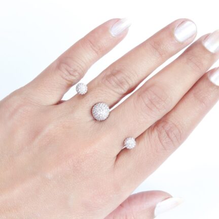 r13 (1) Platinum double finger bomber ring