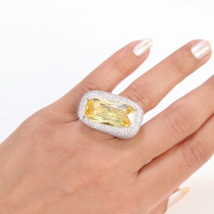 r27 (2) Large yellow stone cz ring