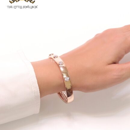 Rectangular bracelet in rose gold finish cz