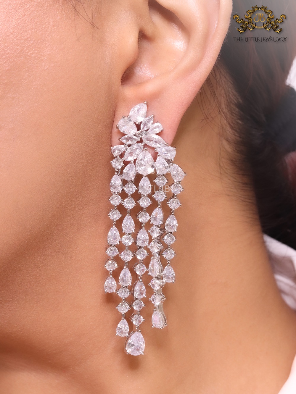 Graduated Diamond Line Drop Earrings – Bailey's Fine Jewelry-happymobile.vn