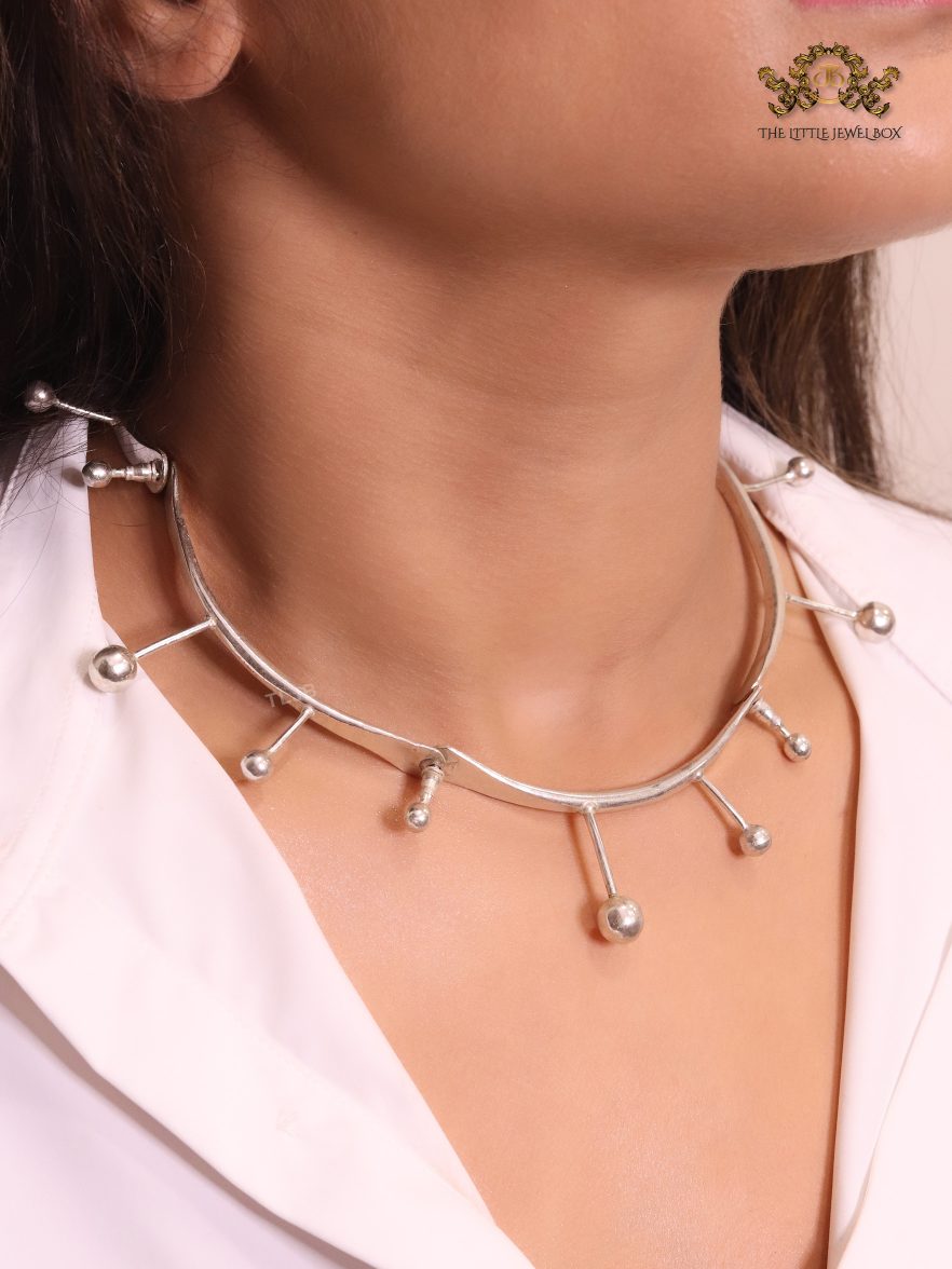 Choker of Your Dreams - Platinum Neck