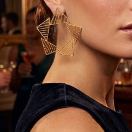 24 Hexagon star gold studs