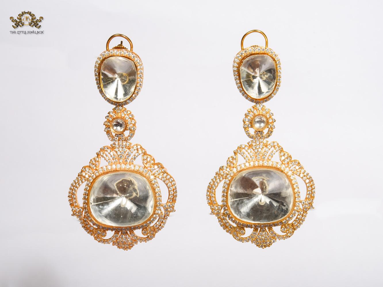 Kundan and gold detailing earrings - Image 2