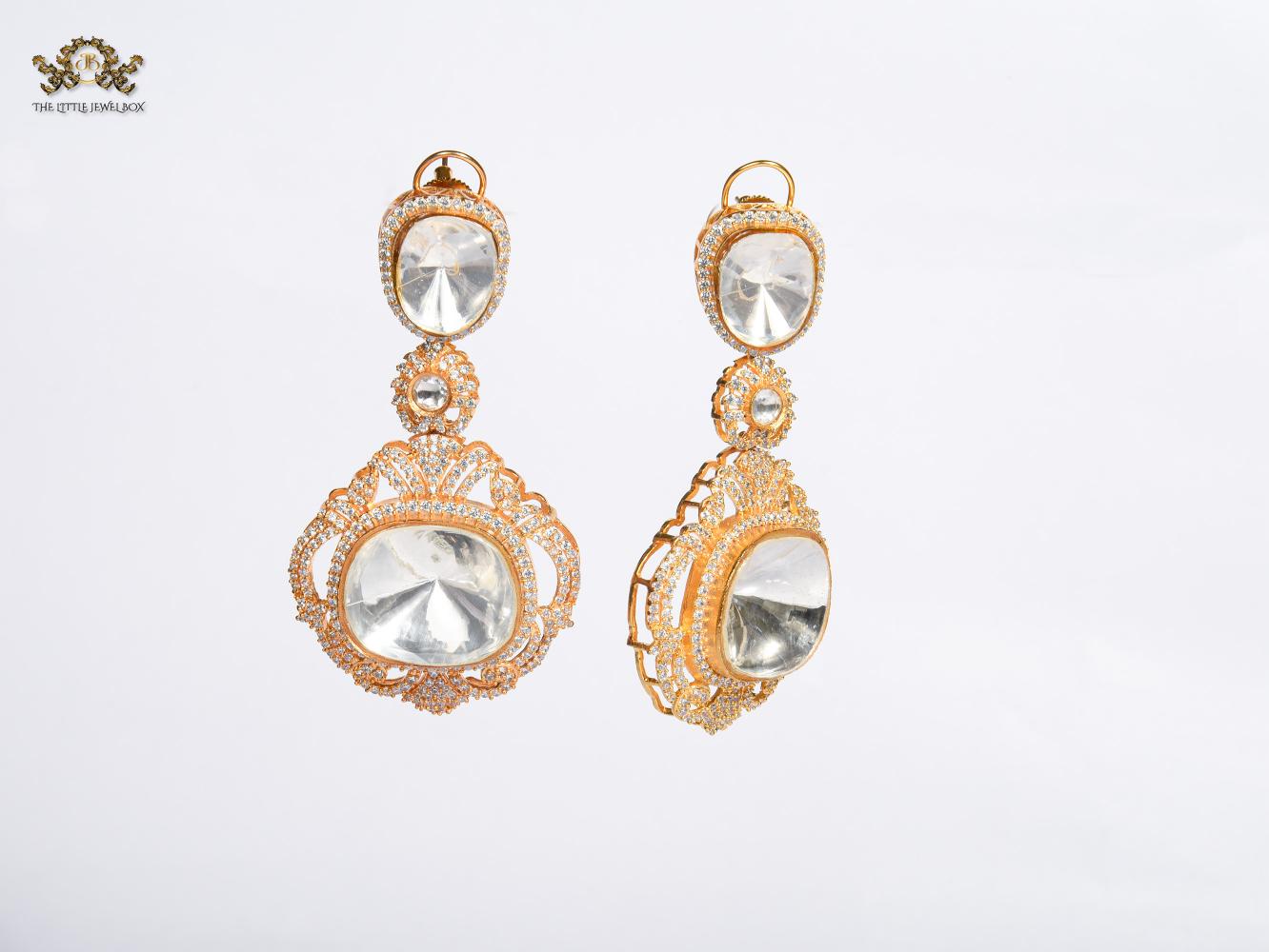 Kundan and gold detailing earrings - Image 3