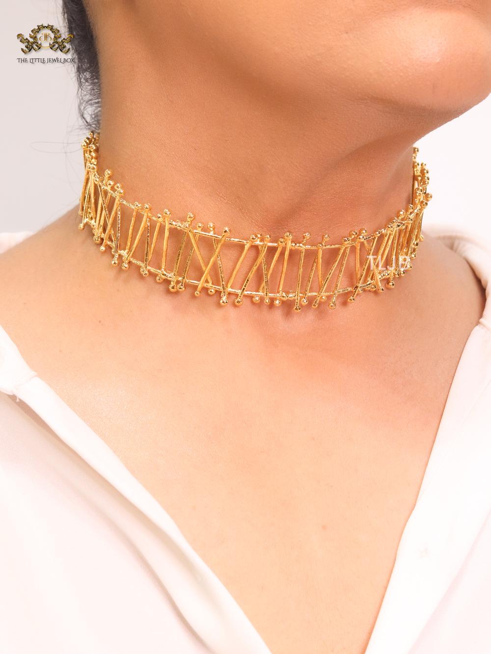 Deep gold choker
