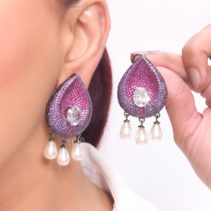 Teardrop Cz and pearls earring - Purple