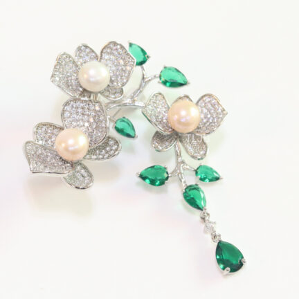 D57775CD-7142-46C5-A906-32566018A1DF Diamond Embedded Floral Brroch with Pearl and Green stones