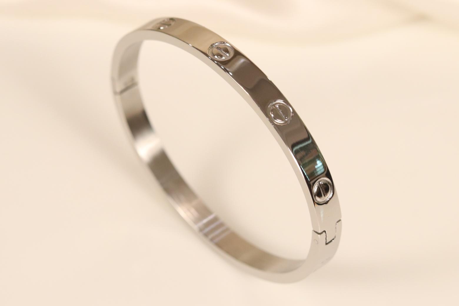 Women’s Platinum Plated love bracelet with screws