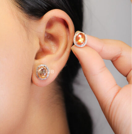 WhatsApp Image 2025-05-05 at 13.17.44_d77ecd25 (2) Small Rose crystal studs