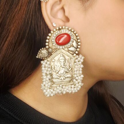 Ganesh Adorned Temple Jhumka
