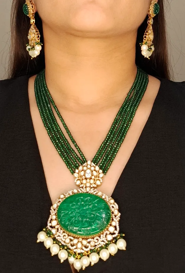 Emerald Green Carved Centre Stone Rani Haar - Image 2
