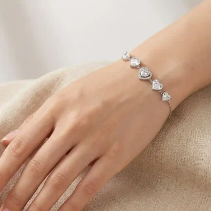 TLJB-L151-020-BR-1 Platinum Plated Tapered Heart CZ Adjustable Link Chain Bracelet